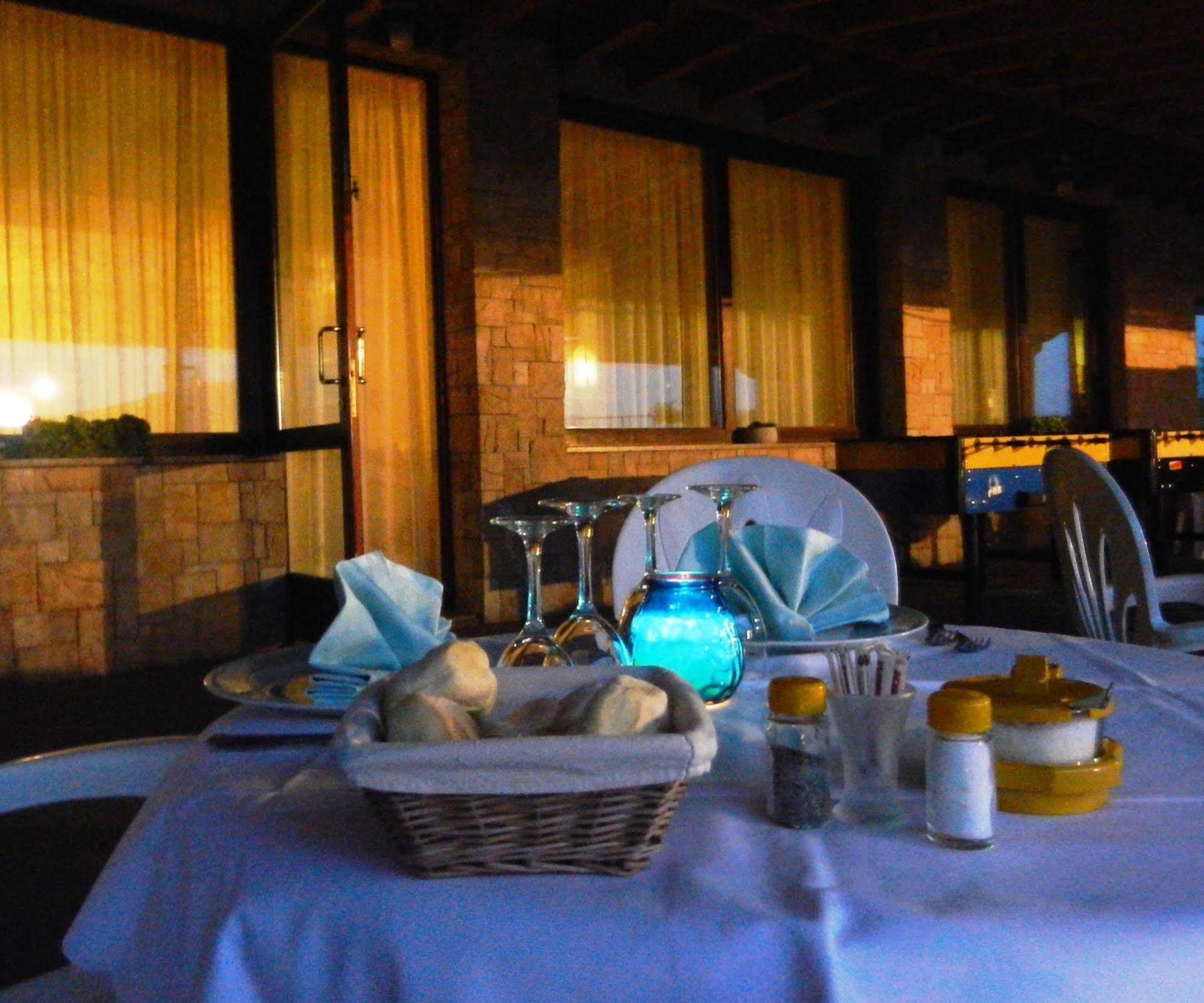 Albergo Milano Bossico Esterno foto